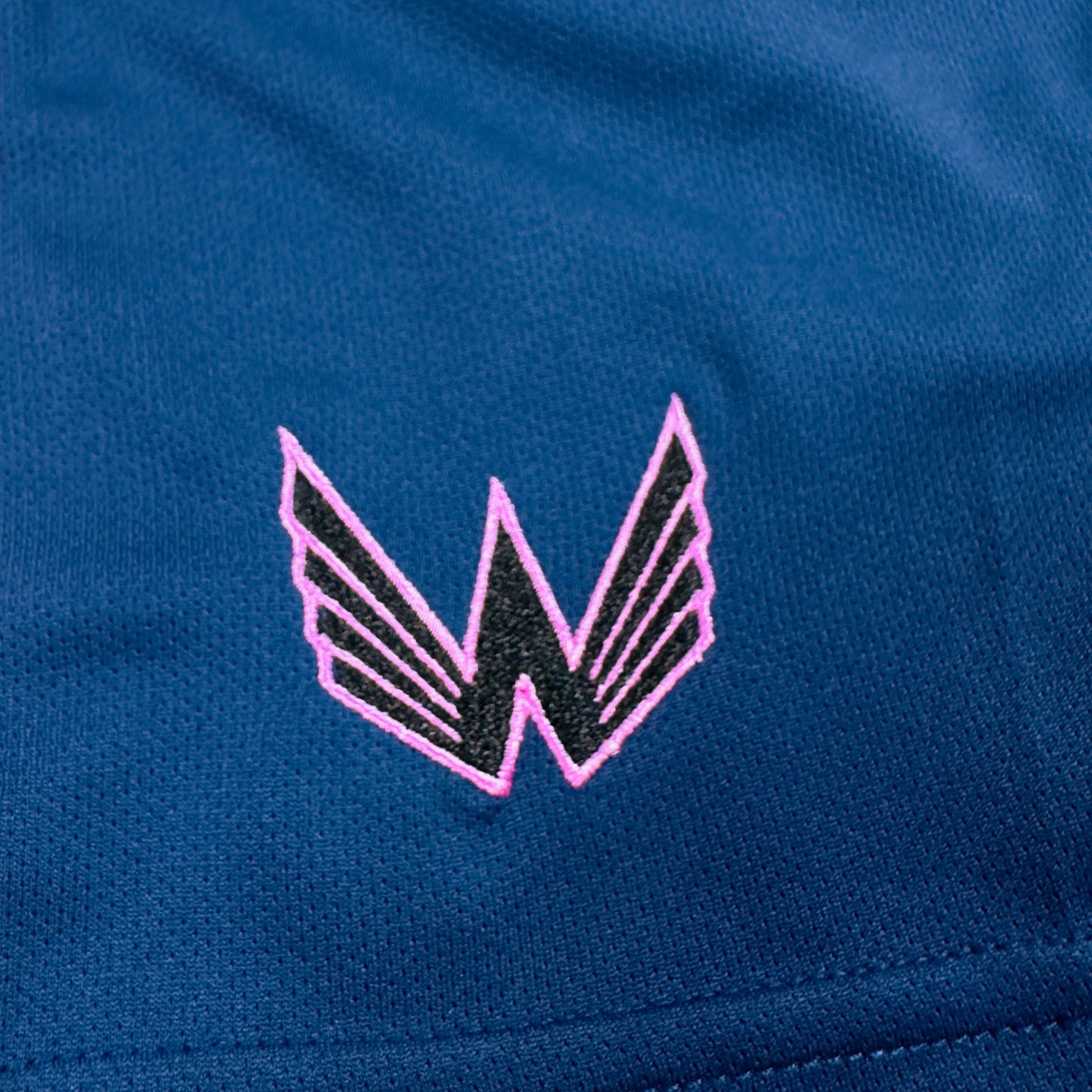Essentials Sports Youth Set - Thulian Pink