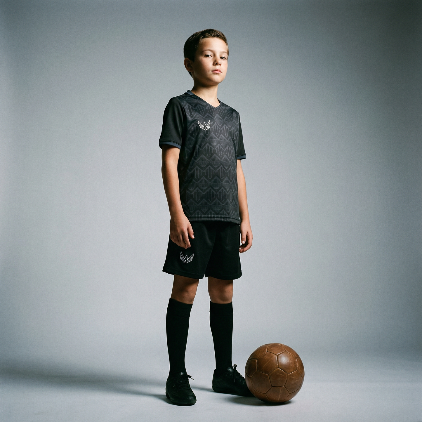 Essentials Sports Youth Set - Black