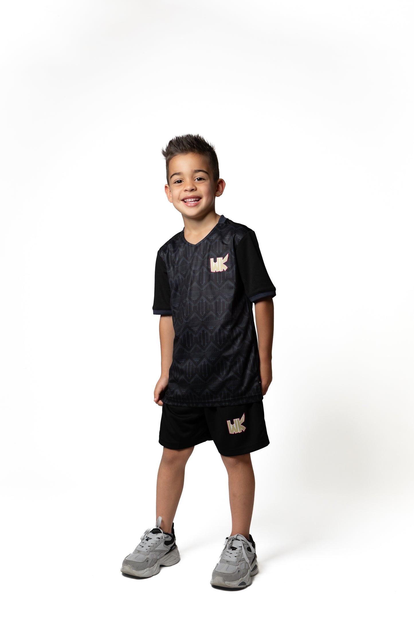 Essentials Sports Youth Set - Black