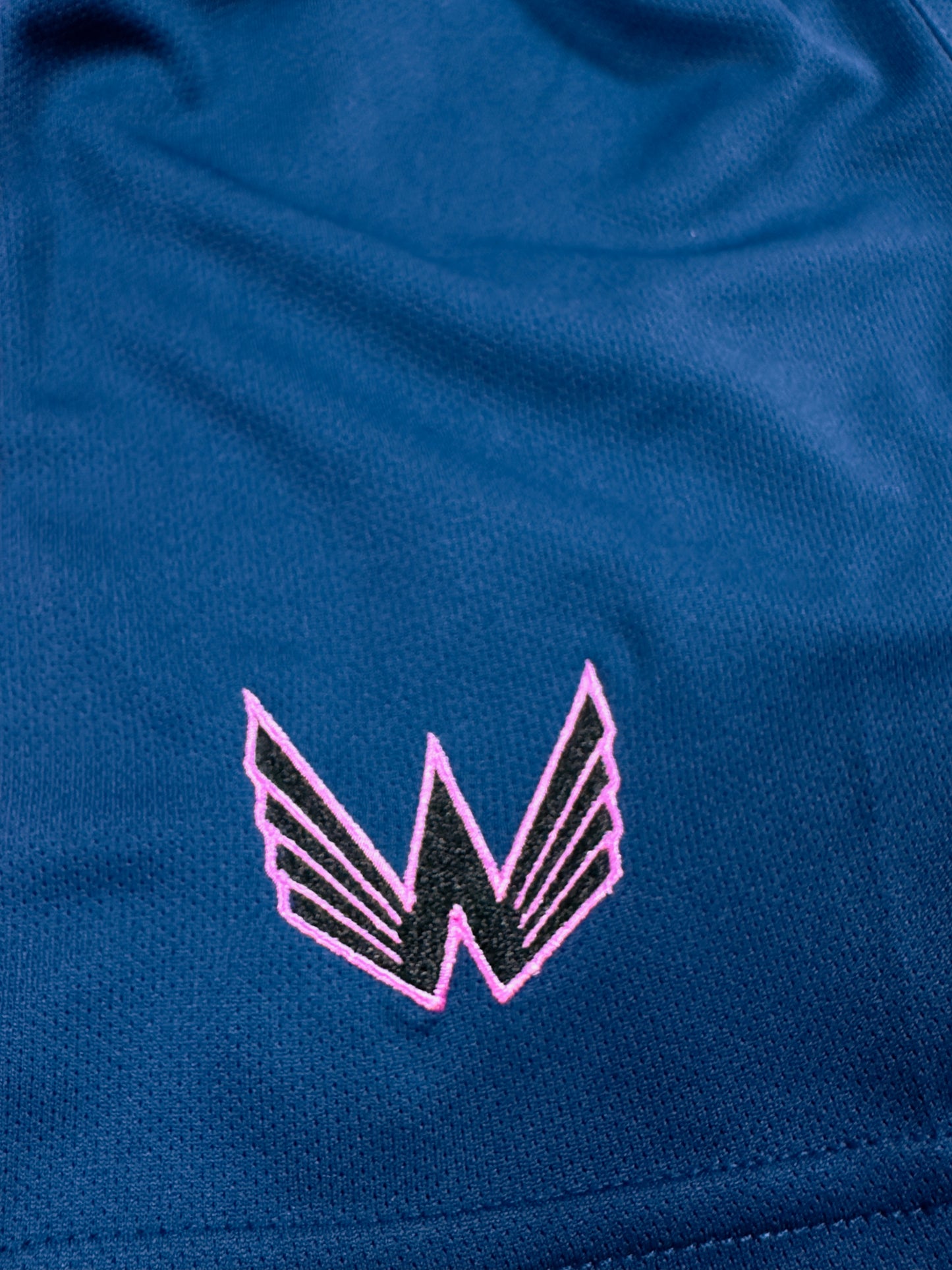 Essentials Sports Youth Set - Thulian Pink