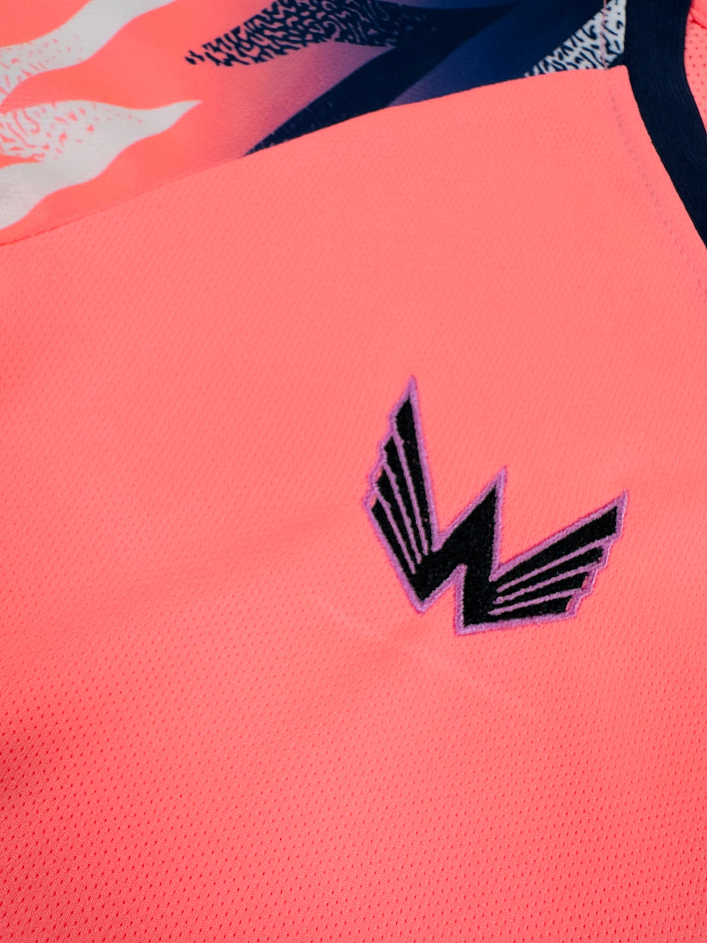 Essentials Sports Youth Set - Thulian Pink