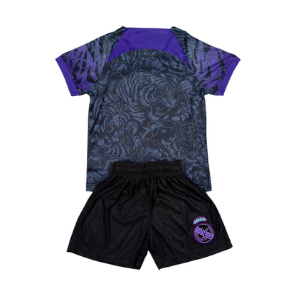 Madrid X Wonder Kits Youth Set - Tiger Blitz